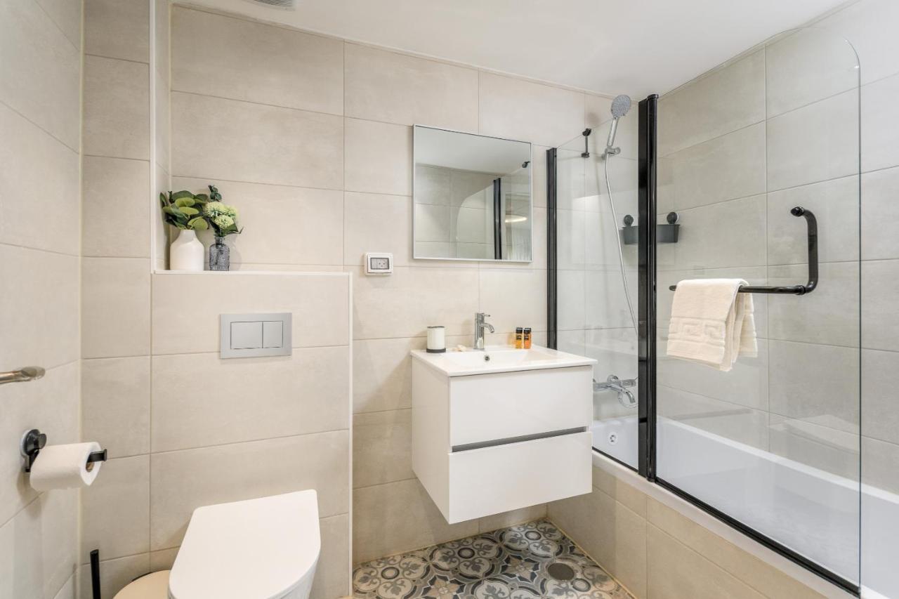 Apartment Luxurious Huge 2bdr&2bth W Parking- Mahne Yehuda Sea-u