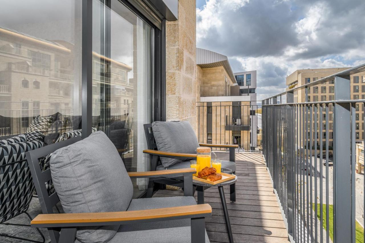 Apartment Luxurious Huge 2bdr&2bth W Parking- Mahne Yehuda Sea-u