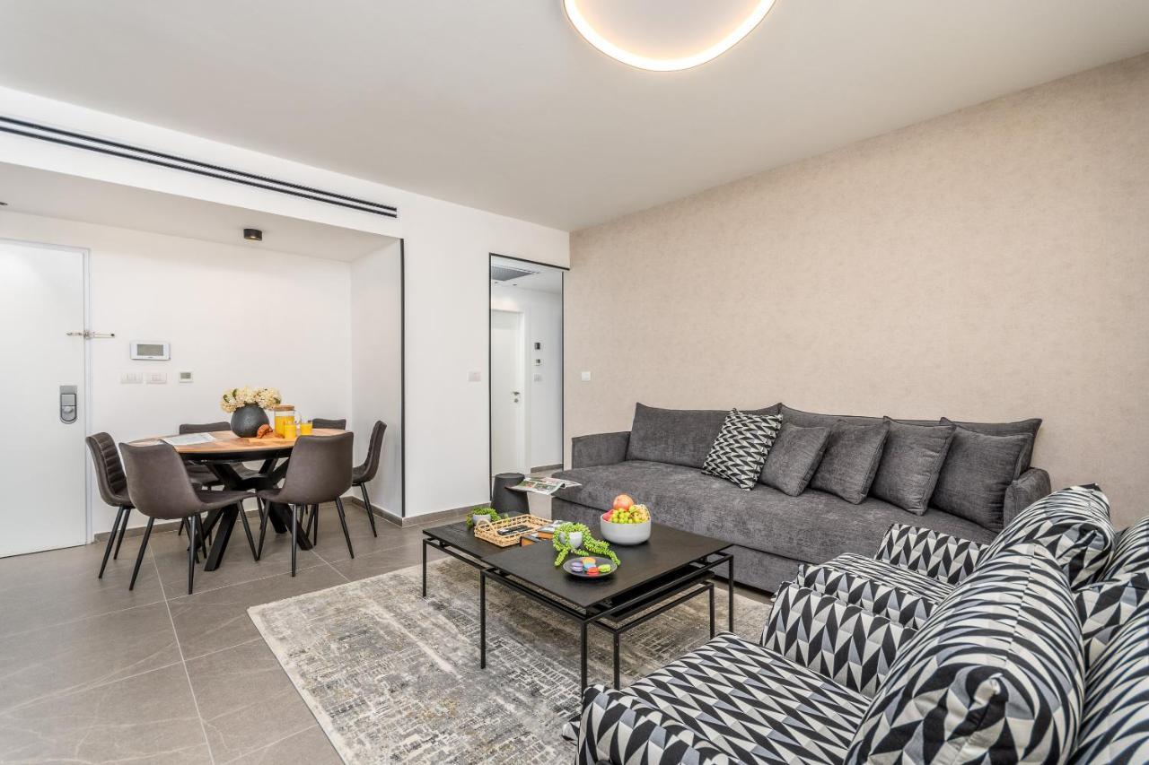 Luxurious Huge 2bdr&2bth W Parking- Mahne Yehuda Sea-u